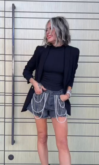 Dark Wash Beaded Denim Shorts – Marilyn's Dressing Room